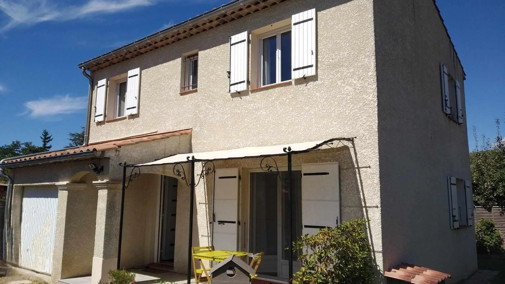 Maison Au Calme Climatisee Avec Jardin A Digne - Provence contacts